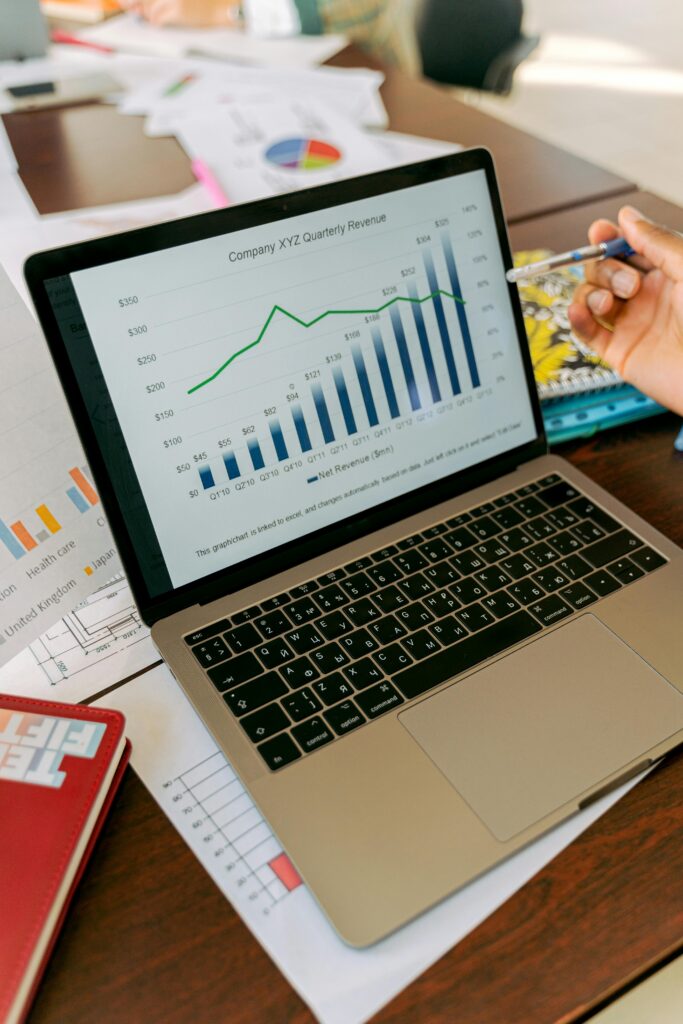 Digital Marketing Ads vs Organic SEO: Which Strategy Wins in 2025? 6 pexels shkrabaanthony 5466250